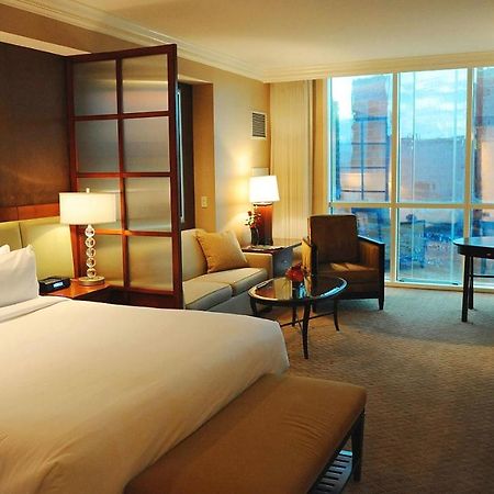 Mgm Signature Ph 30Th Floor Deluxe Studio Apartment Strip Facing With Balcony ラスベガス エクステリア 写真