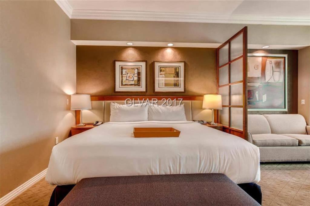 Mgm Signature Ph 30Th Floor Deluxe Studio Apartment Strip Facing With Balcony ラスベガス エクステリア 写真